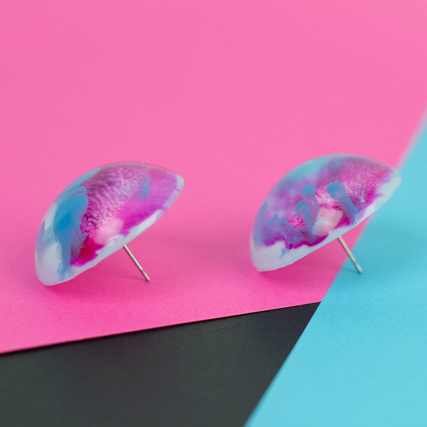 Dome Stud Earrings / Pink, Blue + White