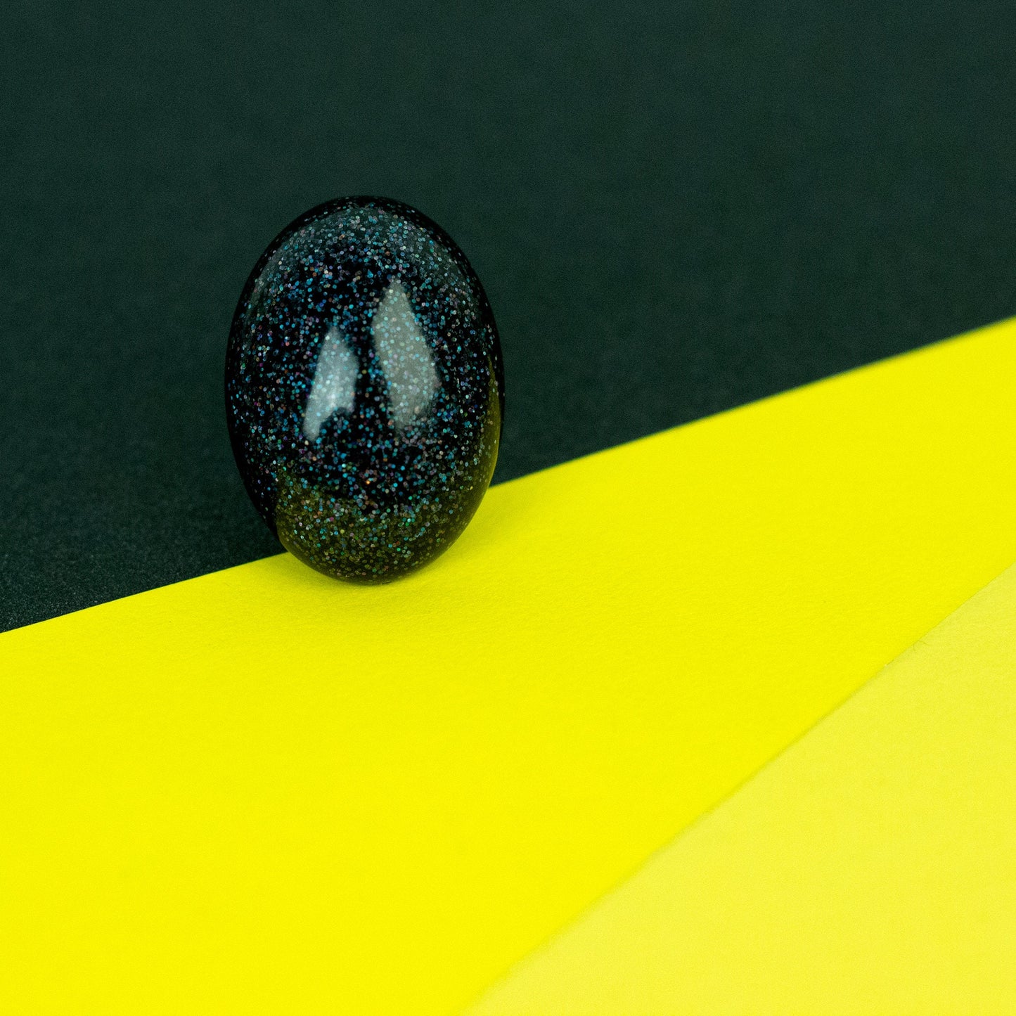 Black Hologram Glitter Oval Lapel Pin Brooch