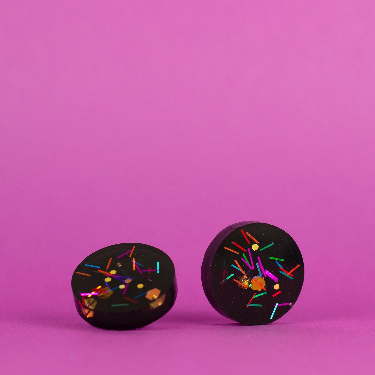 Round Black Earrings with Retro Glitter