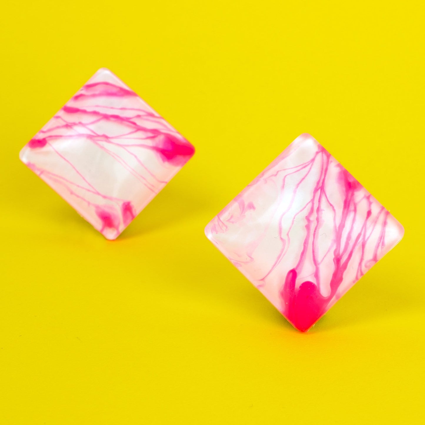 Retro Square Earrings / White + Pink