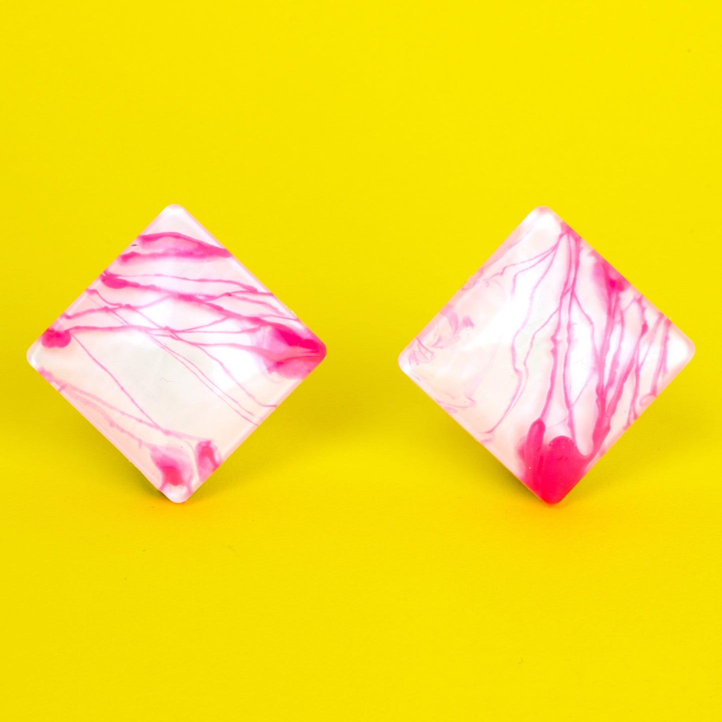 Retro Square Earrings / White + Pink