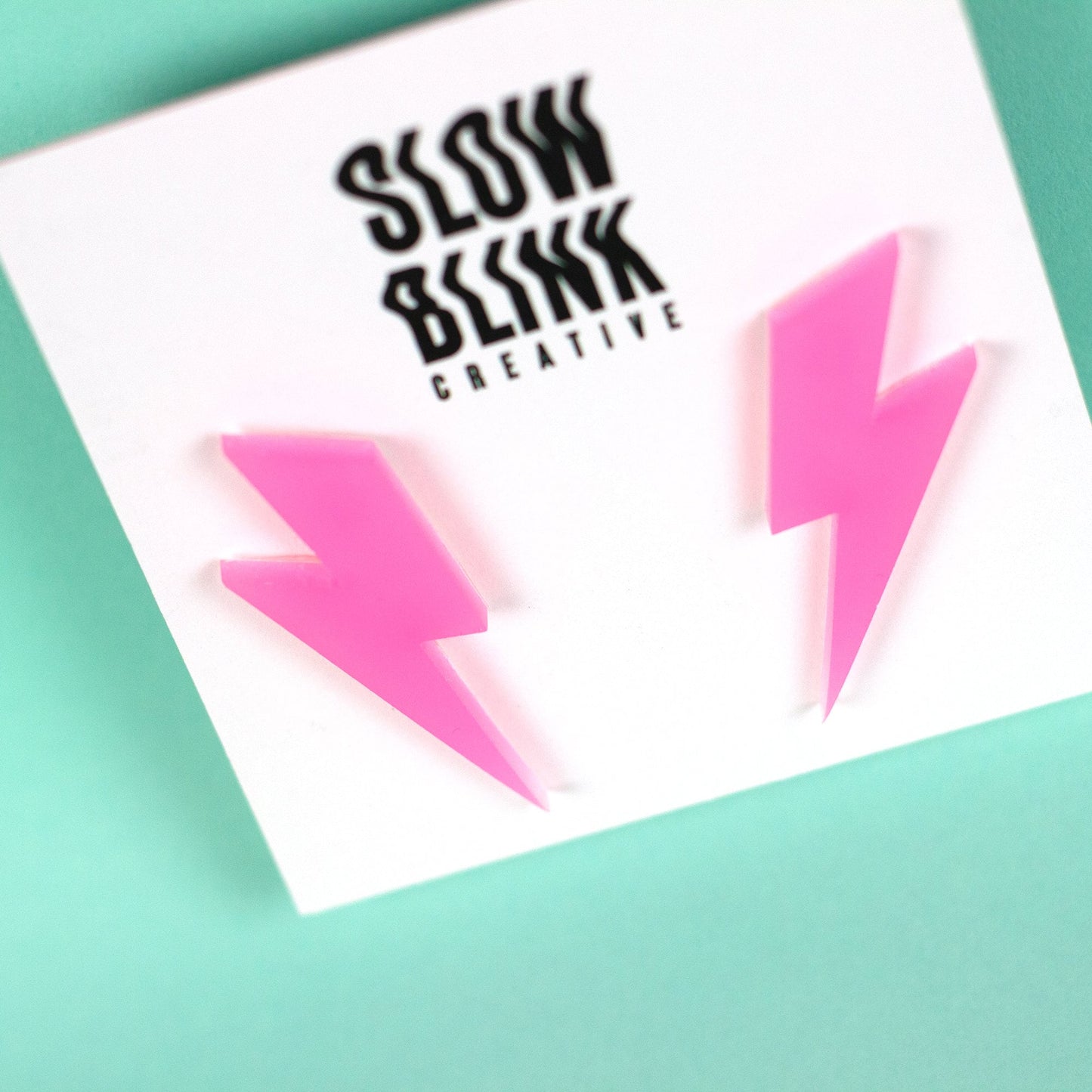 Glow In The Dark Medium Lightning Bolt Earrings / Pink (Glows White)